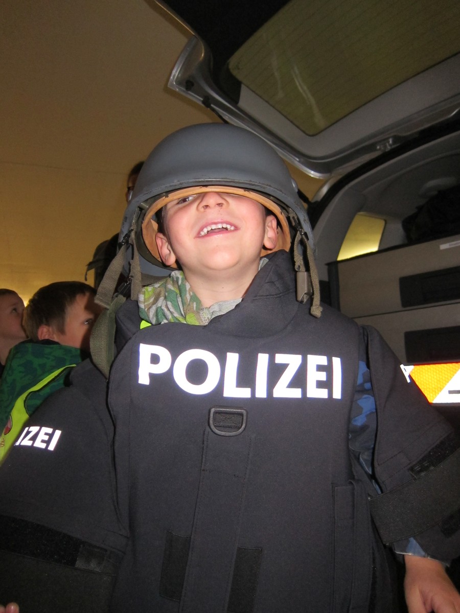 Exkursion Polizei_Okt15 (43).JPG